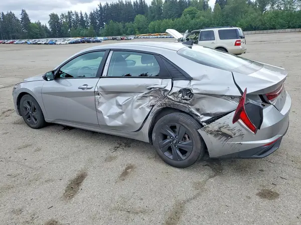5NPLM4AG7MH009775 2021 HYUNDAI ELANTRA - Image 2
