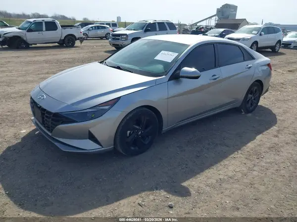 5NPLM4AG7MH020274 2021 HYUNDAI ELANTRA - Image 2