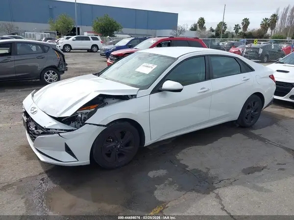 5NPLM4AG7MH042713 2021 HYUNDAI ELANTRA - Image 2