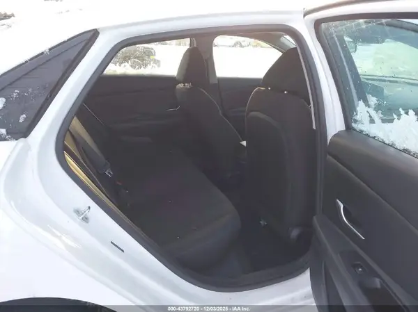 5NPLM4AG7MH044087 2021 HYUNDAI ELANTRA - Image 8