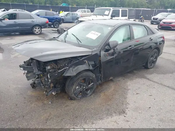 5NPLM4AG7MH045580 2021 HYUNDAI ELANTRA - Image 2