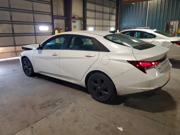 5NPLM4AG7MH045787 2021 HYUNDAI ELANTRA - Image 2