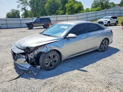 5NPLM4AG7MH045885 2021 HYUNDAI ELANTRA