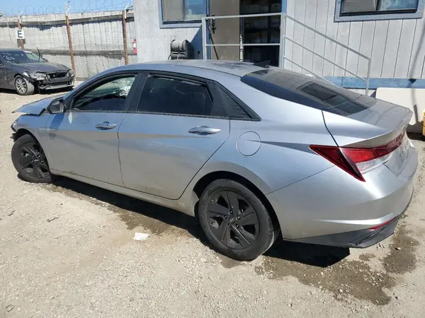 5NPLM4AG7MH052240 2021 HYUNDAI ELANTRA - Image 2