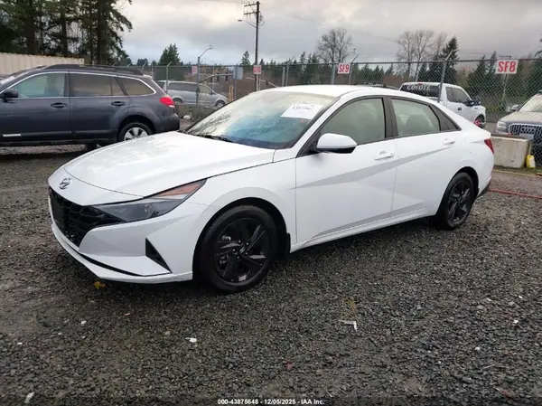 5NPLM4AG7NH053129 2022 HYUNDAI ELANTRA - Image 2