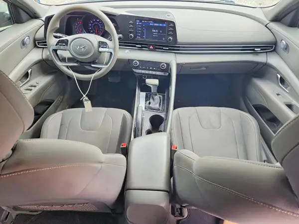 5NPLM4AG7NH054250 2022 HYUNDAI ELANTRA - Image 8