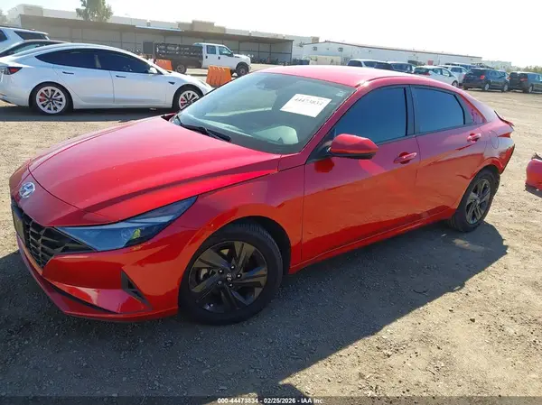5NPLM4AG7NH056628 2022 HYUNDAI ELANTRA - Image 2