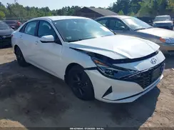5NPLM4AG7NH058587 2022 HYUNDAI ELANTRA