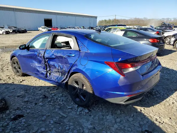 5NPLM4AG7NH058637 2022 HYUNDAI ELANTRA - Image 2