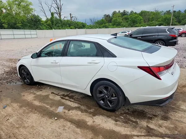 5NPLM4AG7NH061456 2022 HYUNDAI ELANTRA - Image 2
