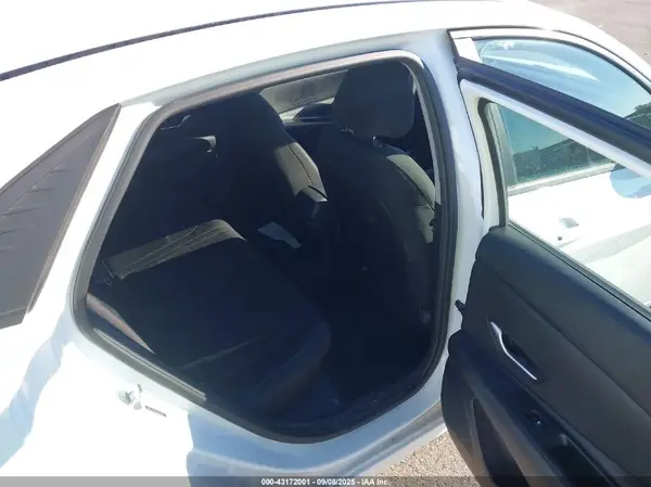 5NPLM4AG7NH063434 2022 HYUNDAI ELANTRA - Image 8