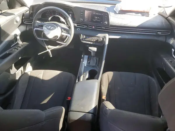 5NPLM4AG7NH063594 2022 HYUNDAI ELANTRA - Image 8