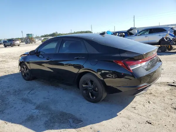 5NPLM4AG7NH065605 2022 HYUNDAI ELANTRA - Image 2