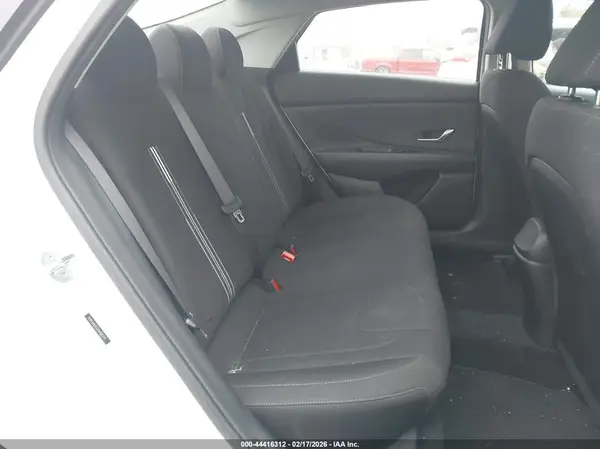 5NPLM4AG7NH065779 2022 HYUNDAI ELANTRA - Image 8