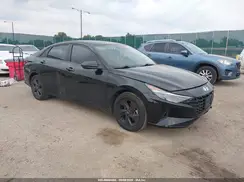 5NPLM4AG7NH065801 2022 HYUNDAI ELANTRA