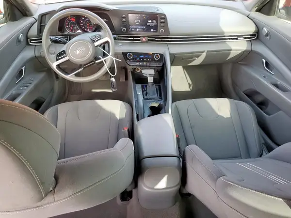 5NPLM4AG7NH066088 2022 HYUNDAI ELANTRA - Image 8