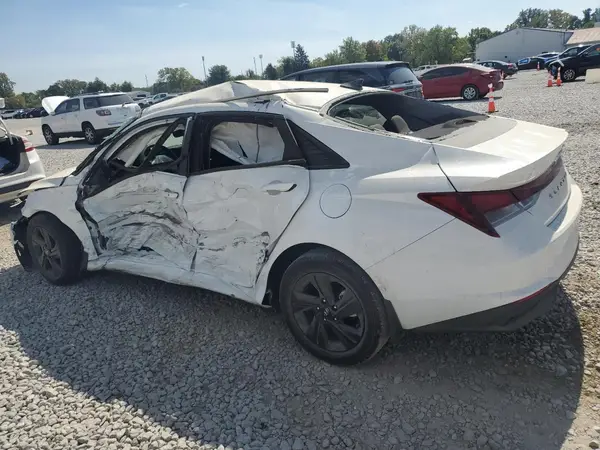5NPLM4AG7NH068259 2022 HYUNDAI ELANTRA - Image 2
