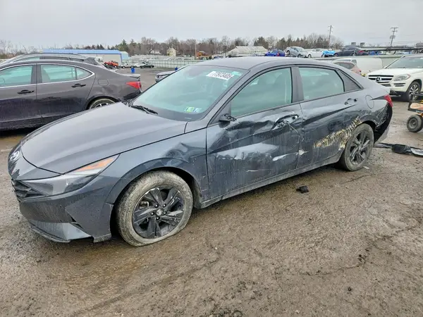 5NPLM4AG7NH070545 2022 HYUNDAI ELANTRA - Image 1