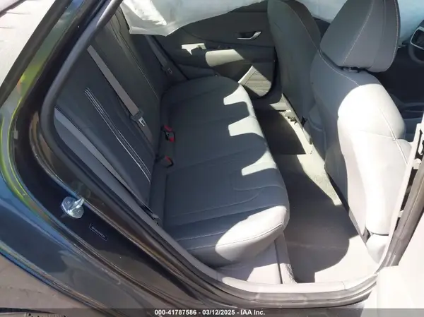 5NPLM4AG7NH073347 2022 HYUNDAI ELANTRA - Image 8