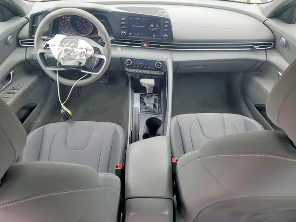 5NPLM4AG7NH075826 2022 HYUNDAI ELANTRA - Image 8