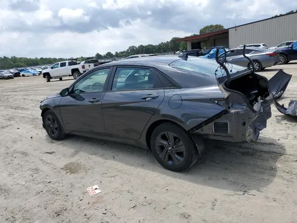 5NPLM4AG7NH075986 2022 HYUNDAI ELANTRA - Image 2