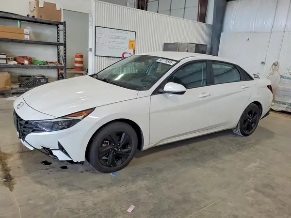 5NPLM4AG7NH078497 2022 HYUNDAI ELANTRA - Image 1