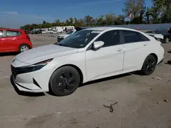 5NPLM4AG7NH080136 2022 HYUNDAI ELANTRA