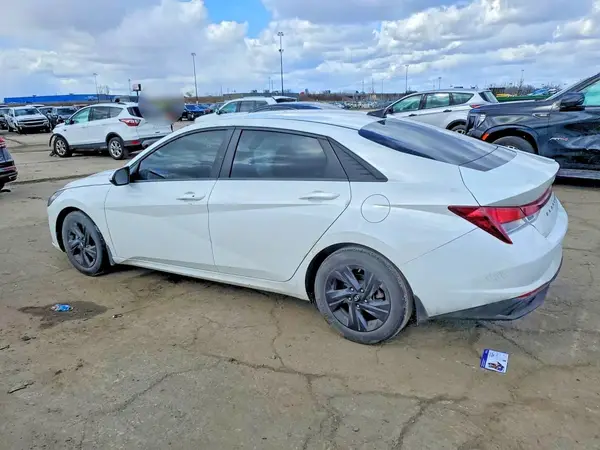 5NPLM4AG7NH082503 2022 HYUNDAI ELANTRA - Image 2