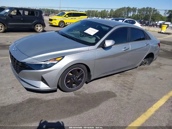 5NPLM4AG7NH085708 2022 HYUNDAI ELANTRA - Image 2
