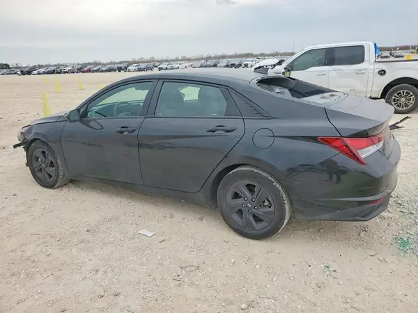 5NPLM4AG7PH111940 2023 HYUNDAI ELANTRA - Image 2