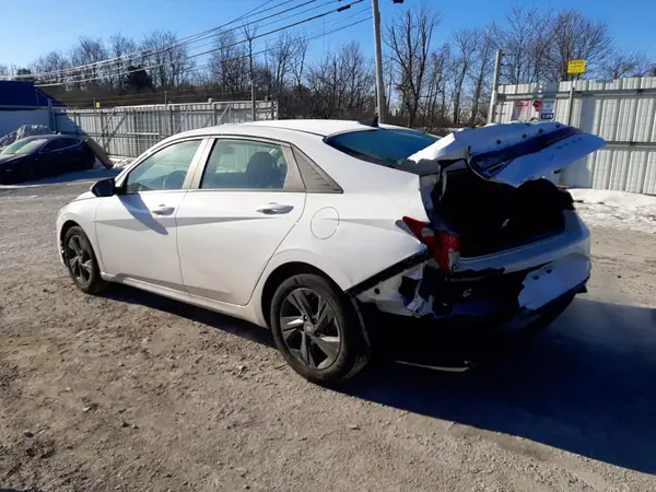 5NPLM4AG7PH117804 2023 HYUNDAI ELANTRA - Image 2