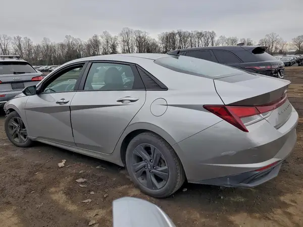 5NPLM4AG8MH001426 2021 HYUNDAI ELANTRA - Image 2