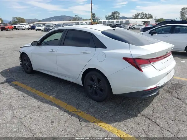 5NPLM4AG8MH001734 2021 HYUNDAI ELANTRA - Image 2