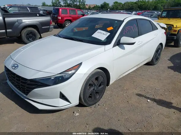5NPLM4AG8MH003709 2021 HYUNDAI ELANTRA - Image 2