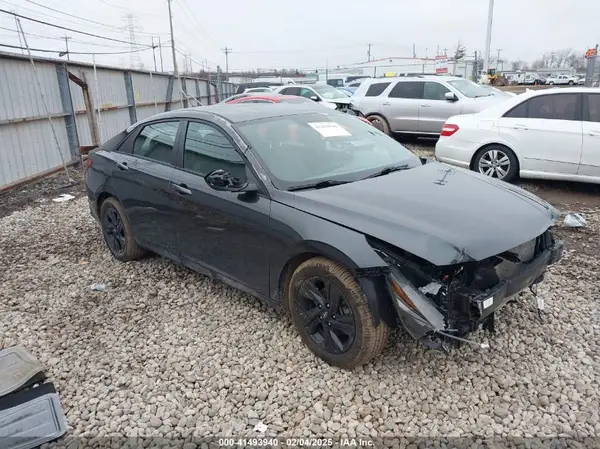 5NPLM4AG8MH003936 2021 HYUNDAI ELANTRA - Image 1