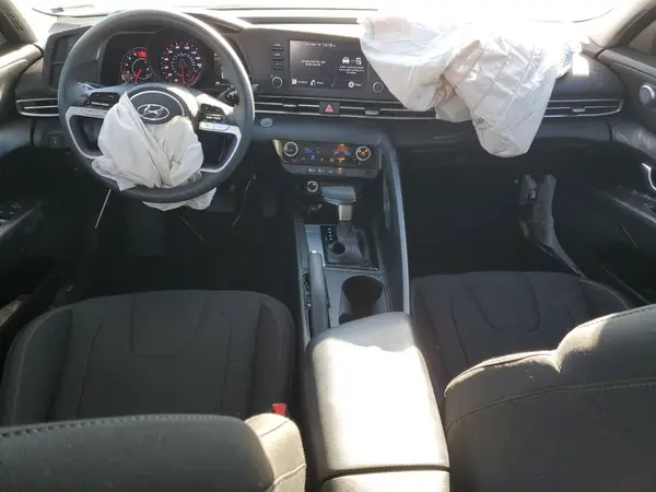 5NPLM4AG8MH007260 2021 HYUNDAI ELANTRA - Image 8