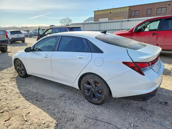 5NPLM4AG8MH009459 2021 HYUNDAI ELANTRA - Image 2