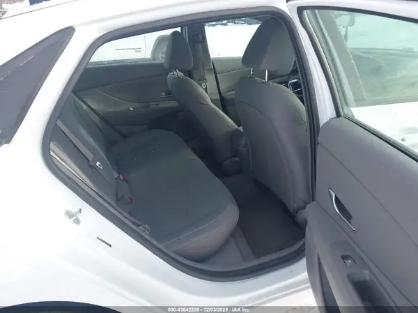 5NPLM4AG8MH012183 2021 HYUNDAI ELANTRA - Image 8