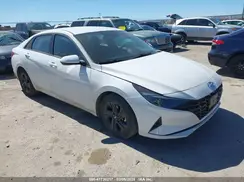 5NPLM4AG8MH013141 2021 HYUNDAI ELANTRA