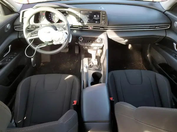 5NPLM4AG8MH017531 2021 HYUNDAI ELANTRA - Image 8