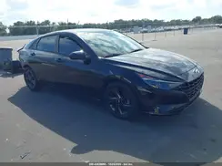 5NPLM4AG8MH018582 2021 HYUNDAI ELANTRA