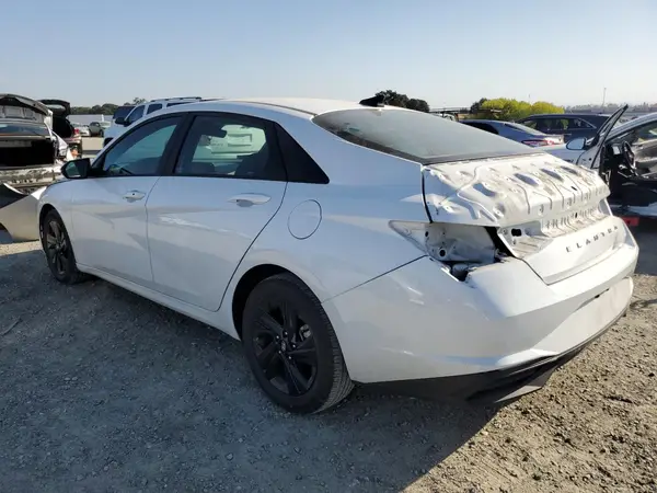 5NPLM4AG8MH022194 2021 HYUNDAI ELANTRA - Image 2