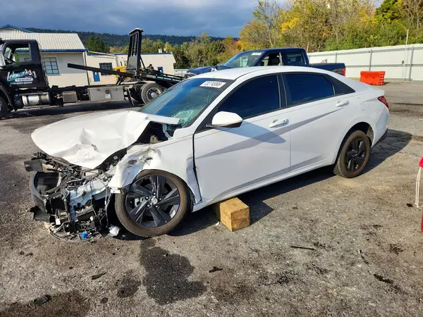 5NPLM4AG8MH025452 2021 HYUNDAI ELANTRA - Image 1