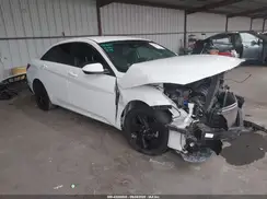 5NPLM4AG8MH027931 2021 HYUNDAI ELANTRA
