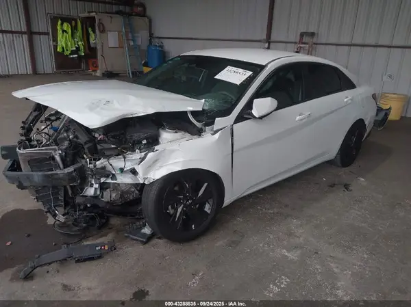 5NPLM4AG8MH027931 2021 HYUNDAI ELANTRA - Image 2