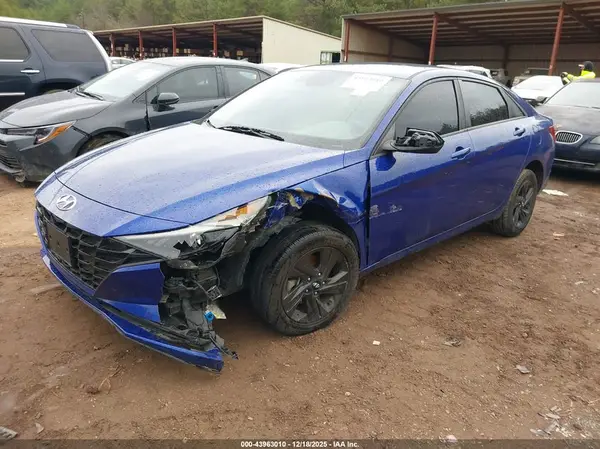 5NPLM4AG8MH028996 2021 HYUNDAI ELANTRA - Image 2