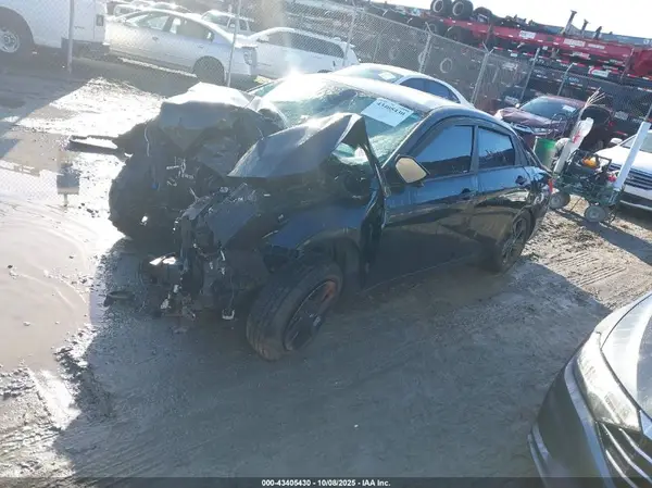 5NPLM4AG8MH032949 2021 HYUNDAI ELANTRA - Image 2