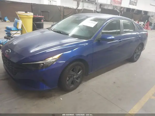 5NPLM4AG8MH052702 2021 HYUNDAI ELANTRA - Image 2