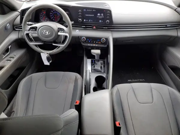 5NPLM4AG8NH054533 2022 HYUNDAI ELANTRA - Image 8