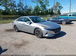 5NPLM4AG8NH055312 2022 HYUNDAI ELANTRA